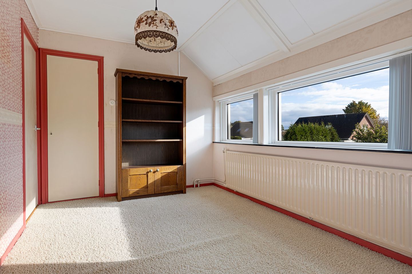 Photo 40 of H.L. Emmensweg 26