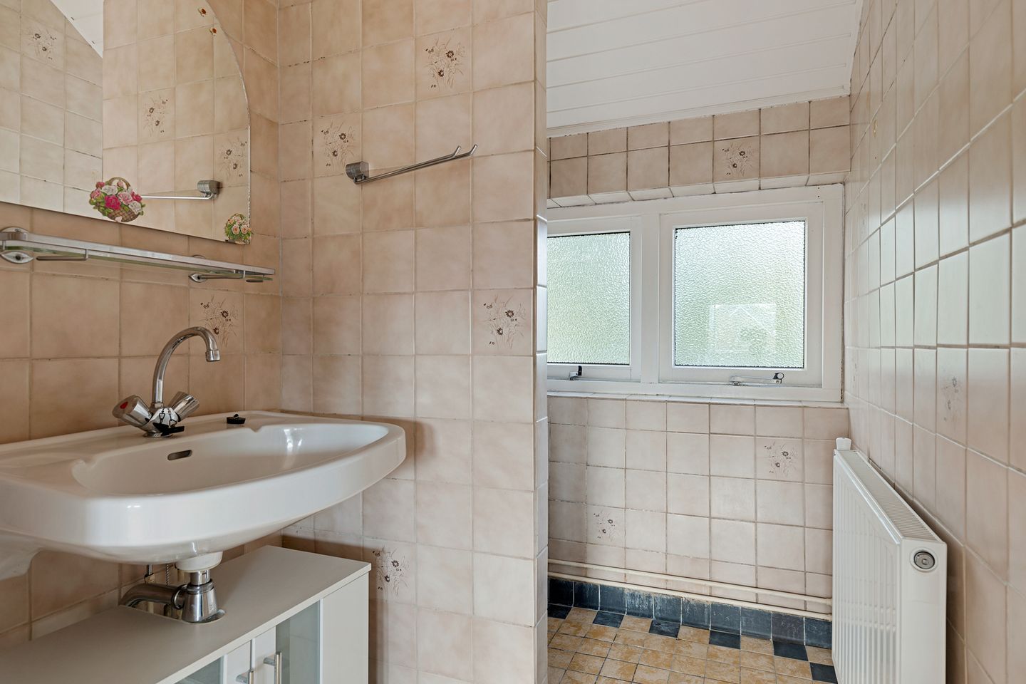 Photo 44 of H.L. Emmensweg 26