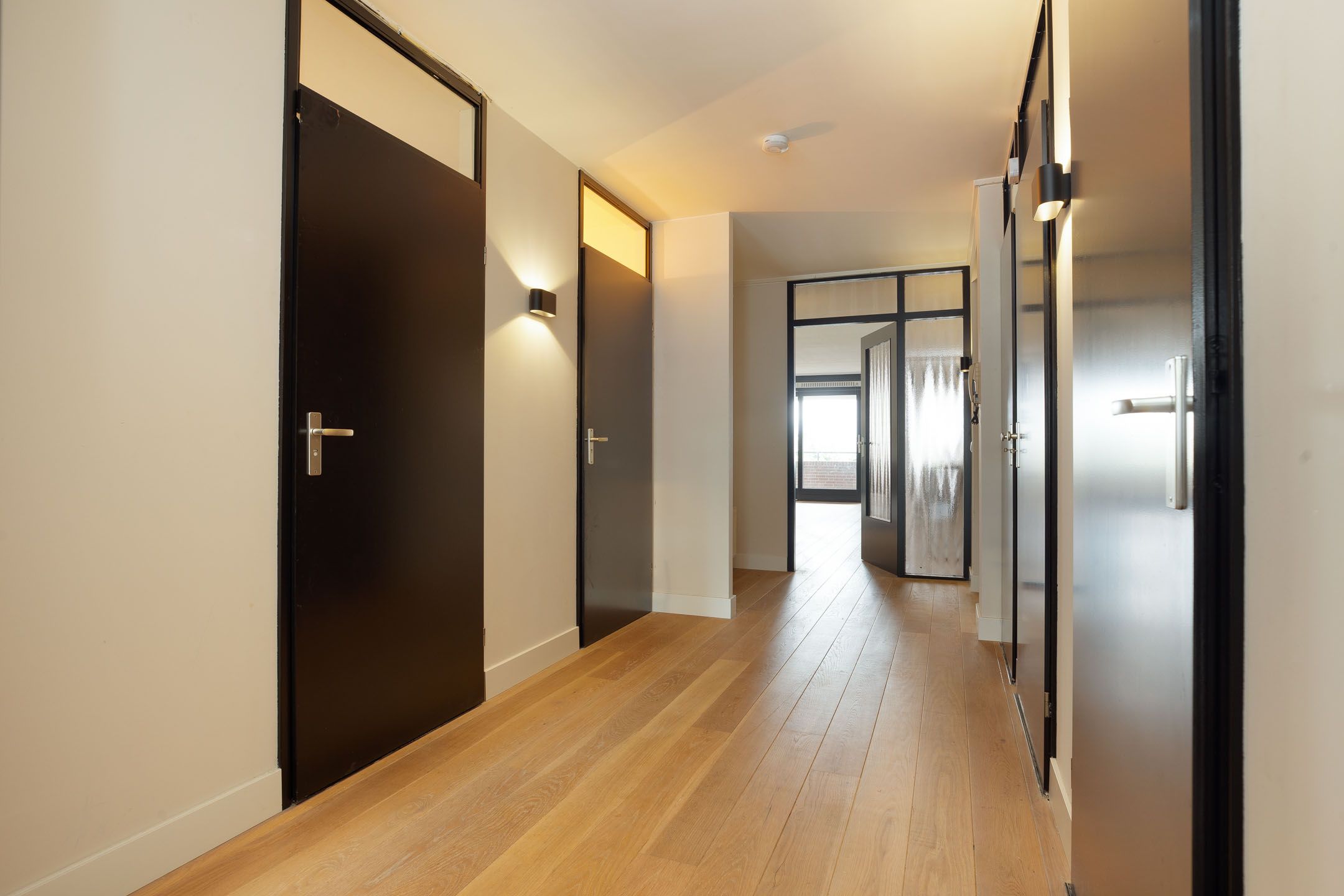 Photo 9 of Grotestraat 213-A