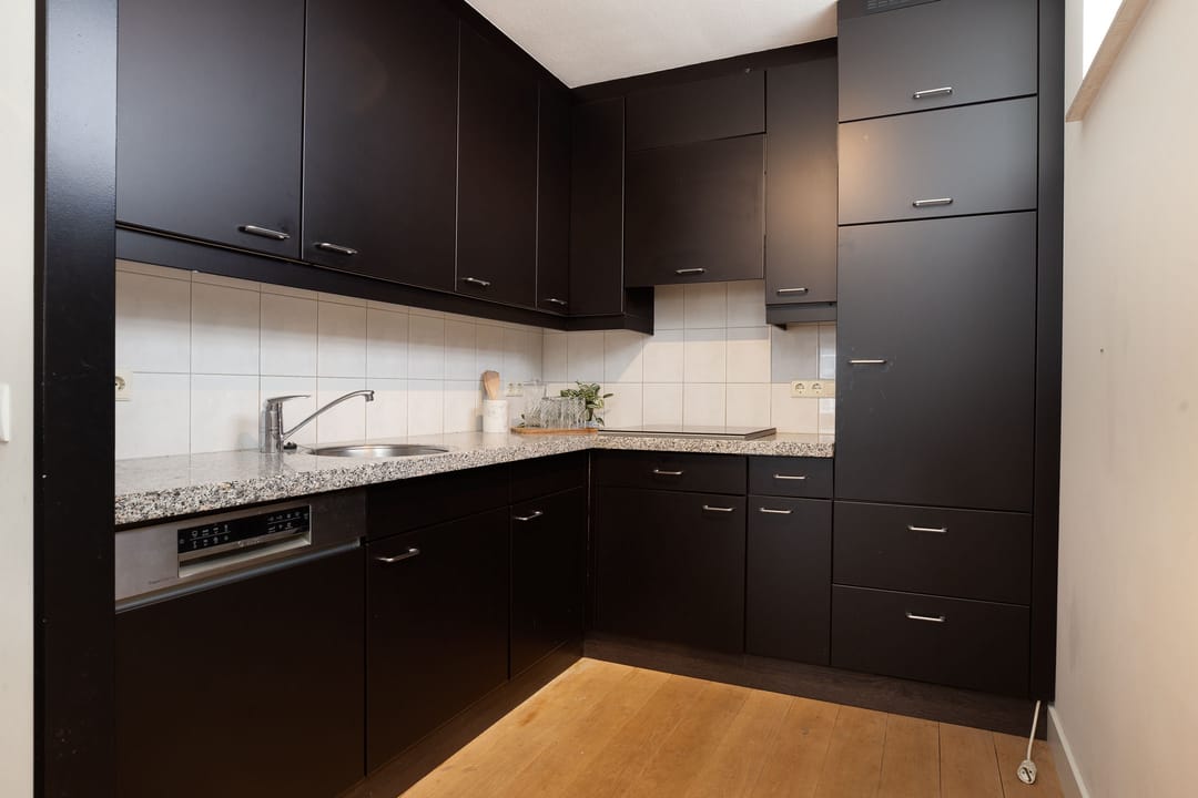 Photo 17 of Grotestraat 213-A