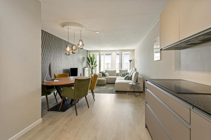 Photo 12 of Boomstraat 132-B