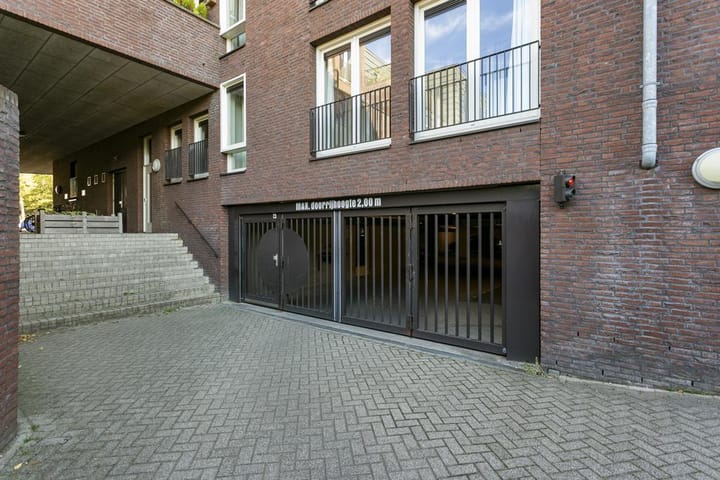 Photo 31 of Boomstraat 132-B