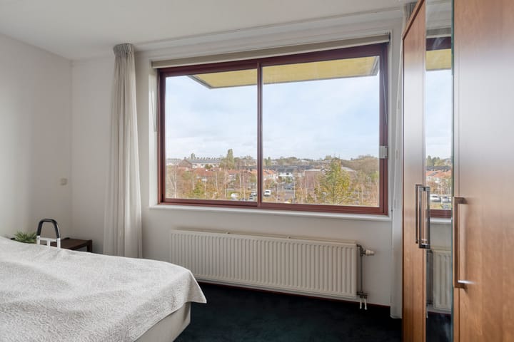 Photo 22 of Porporastraat 98