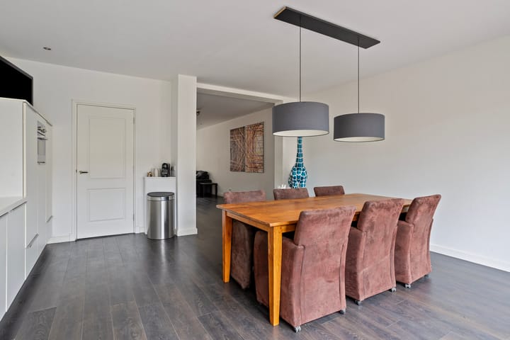 Photo 10 of Spiraeastraat 14