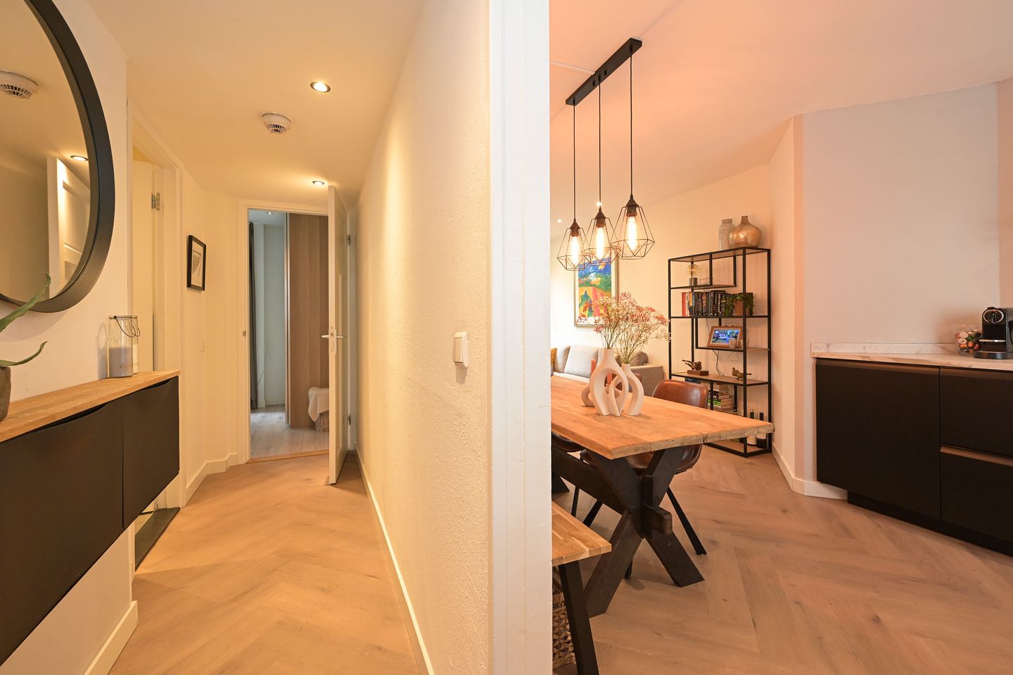 Photo 4 of Johannes Camphuijsstraat 239