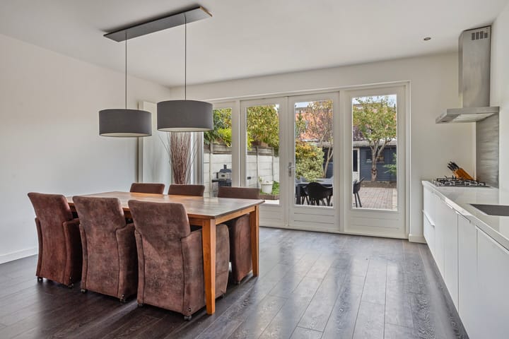 Photo 12 of Spiraeastraat 14