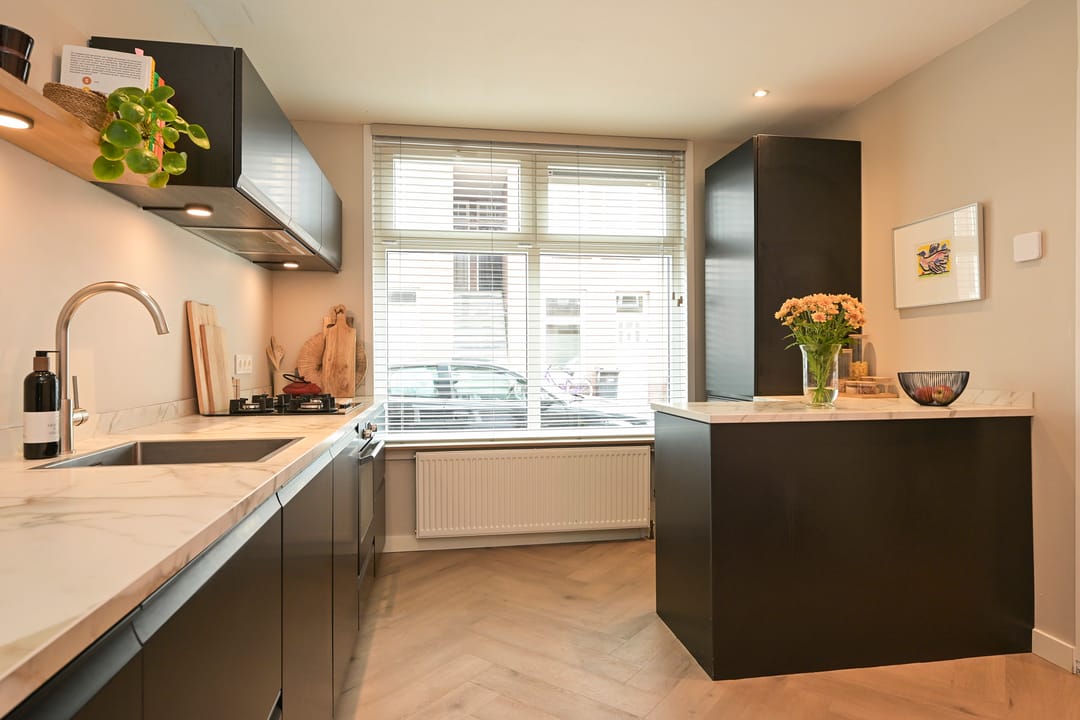 Photo 7 of Johannes Camphuijsstraat 239