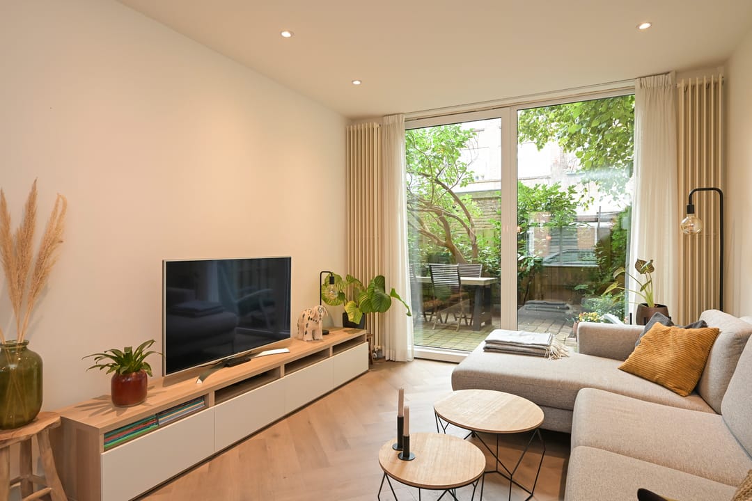 Photo 11 of Johannes Camphuijsstraat 239