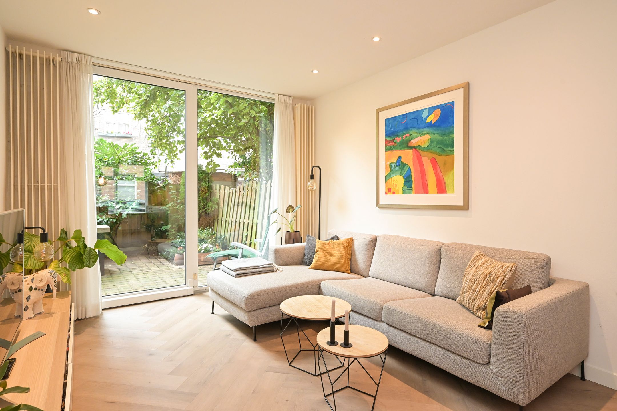 Photo 12 of Johannes Camphuijsstraat 239