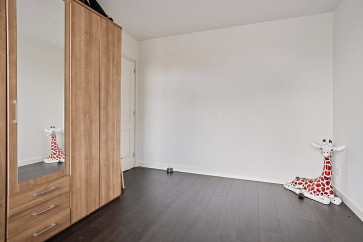 Photo 22 of Spiraeastraat 14