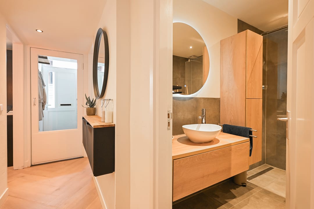 Photo 22 of Johannes Camphuijsstraat 239