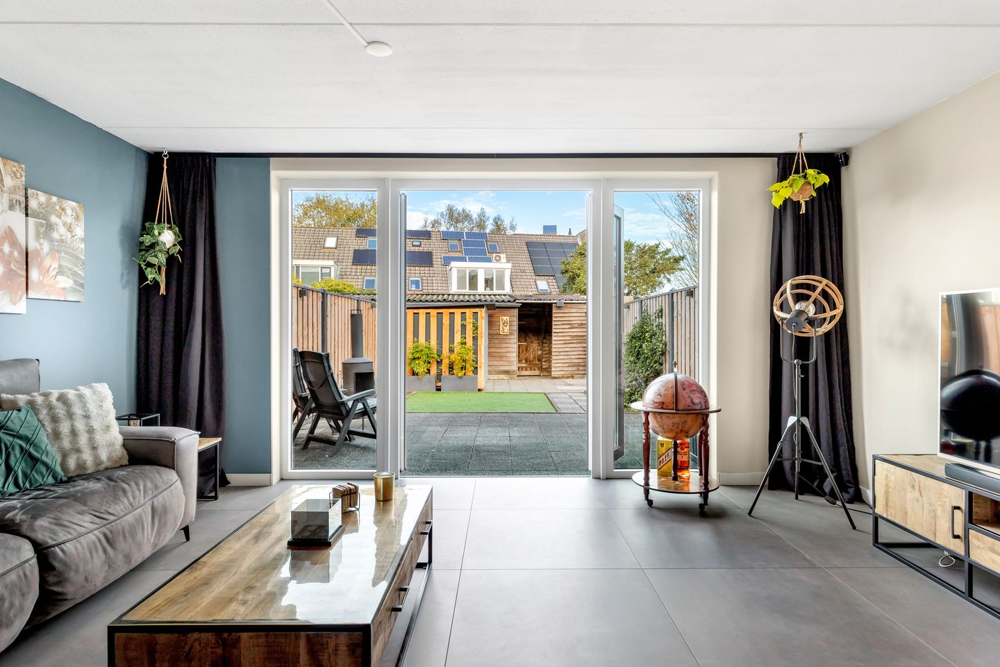 Foto 10 van Mistral 28