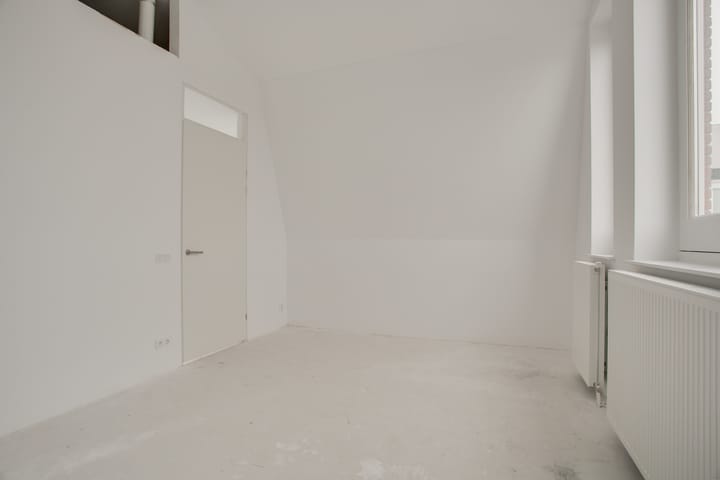 Foto 26 van Sumatrastraat 245