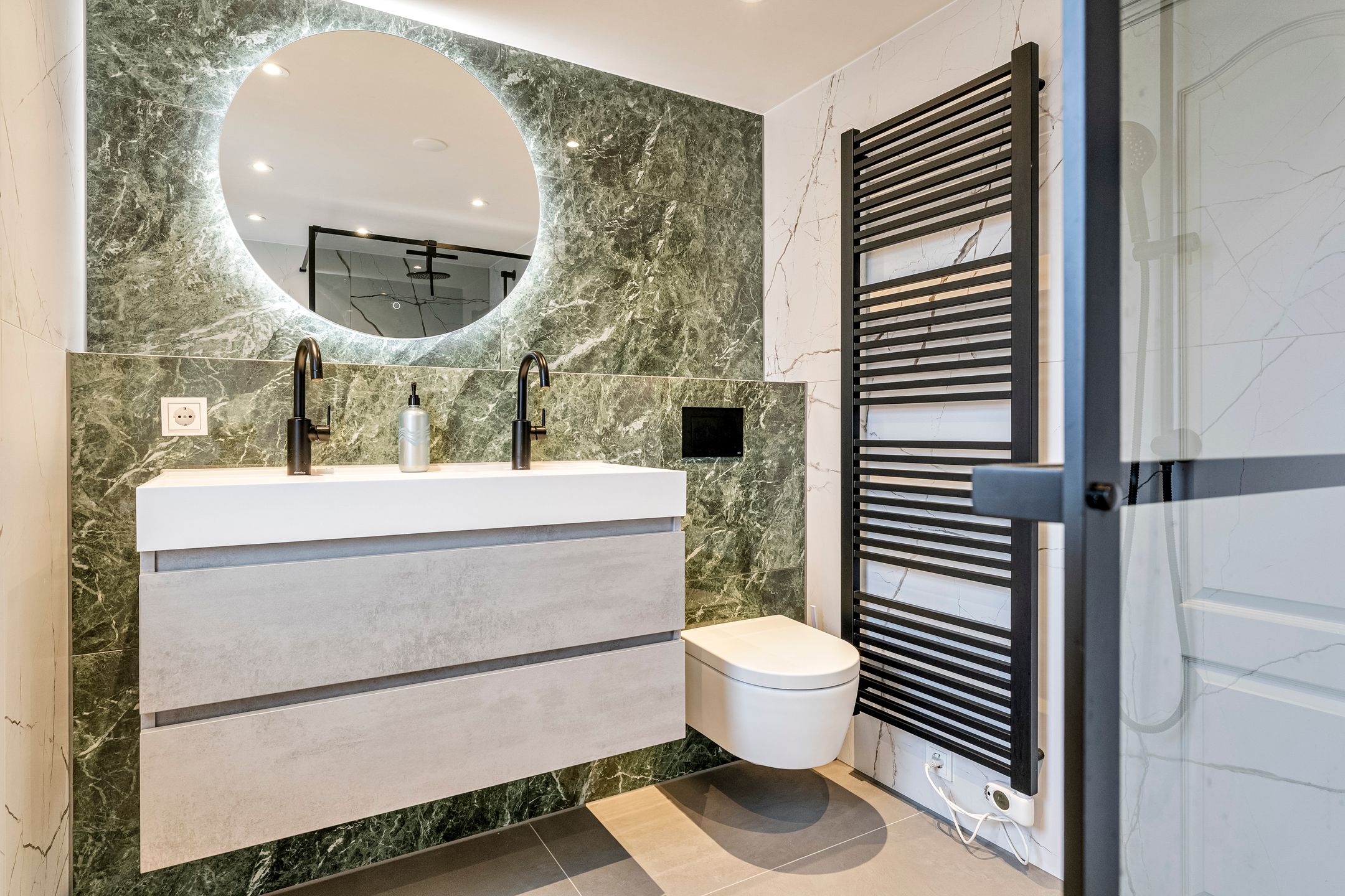 Foto 30 van Jacob van Oudenhovenstraat 39