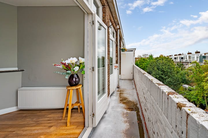 Foto 11 van van Gaesbekestraat 79