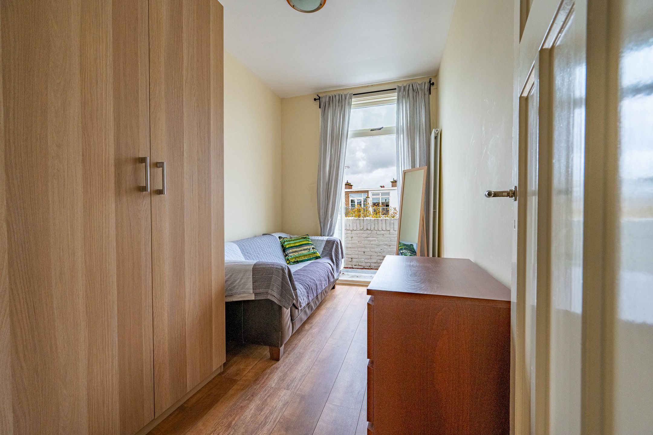 Foto 15 van van Gaesbekestraat 79