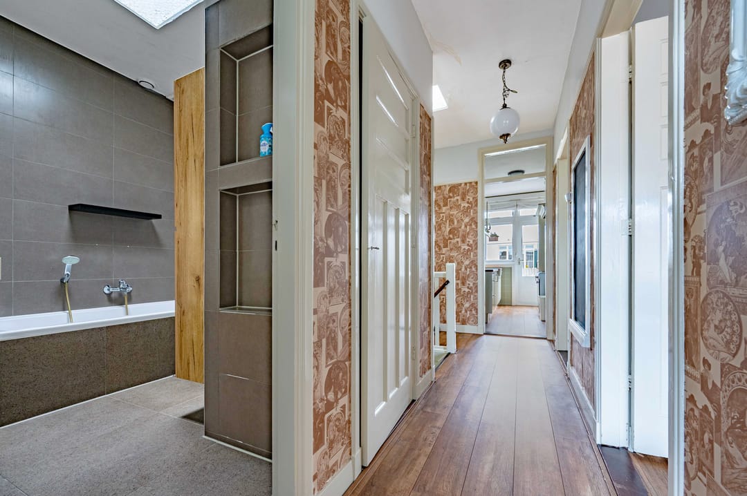 Foto 17 van van Gaesbekestraat 79