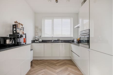 Charlotta Frölichhof 32 secondary image