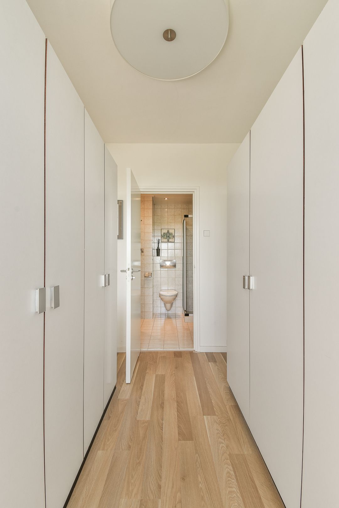 Photo 13 of Van Nijenrodeweg 320