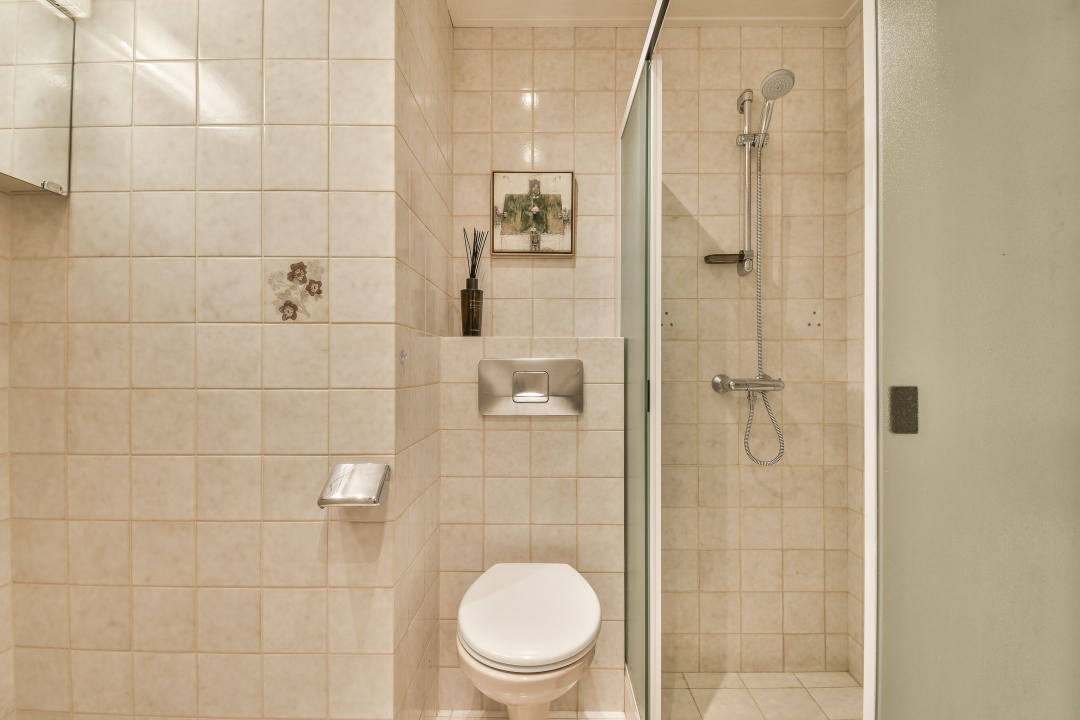 Photo 15 of Van Nijenrodeweg 320