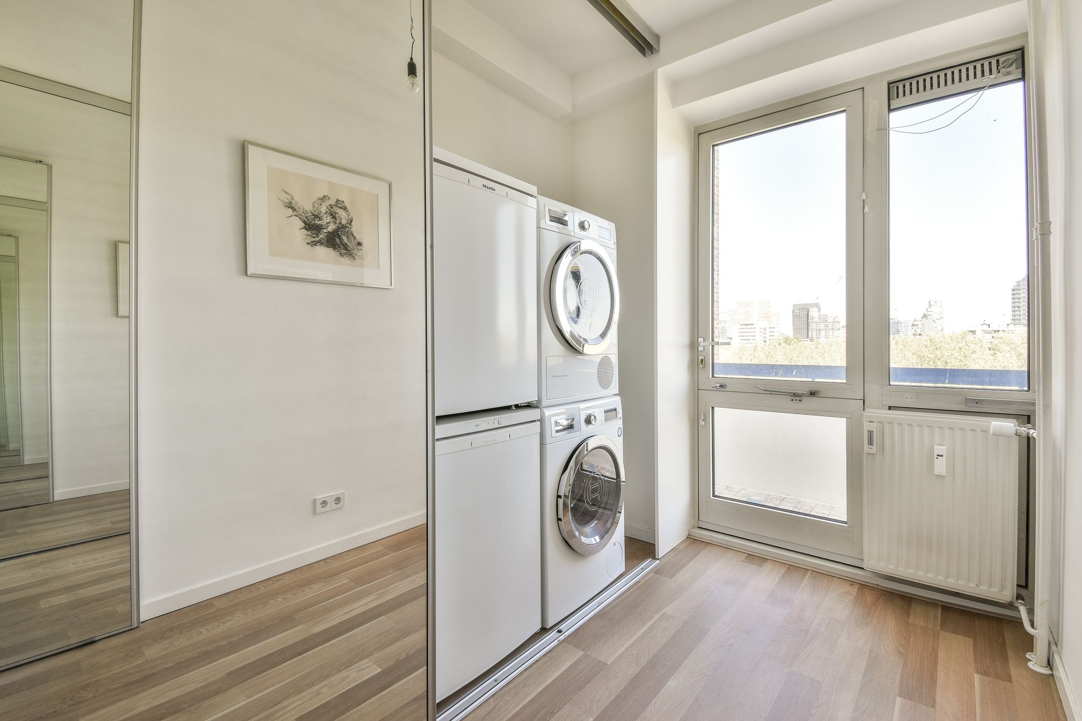 Photo 18 of Van Nijenrodeweg 320