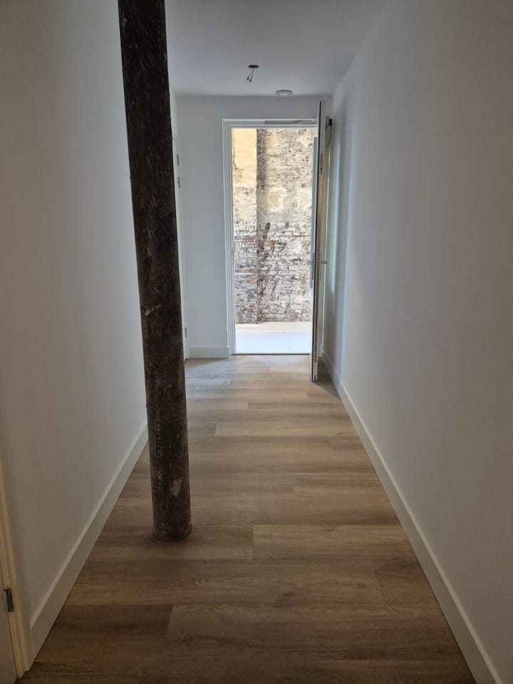 Foto 6 van Petrus Regoutplein 22-B04