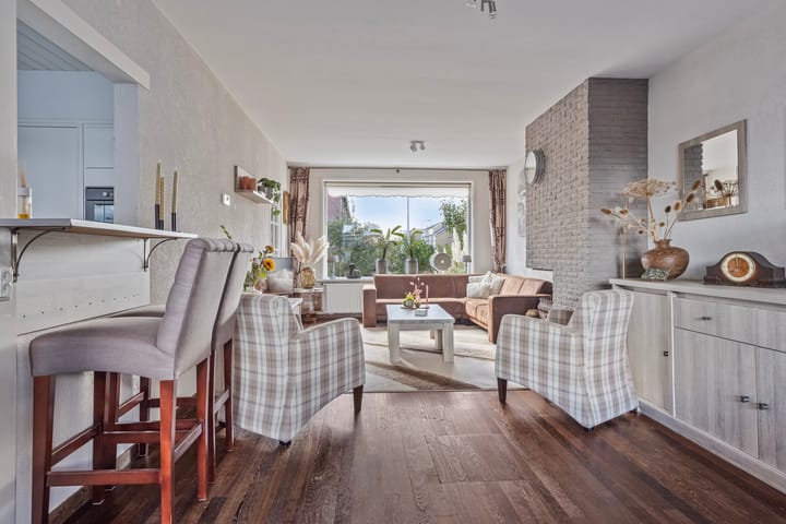 Photo 9 of Albert Schweitzerstraat 32