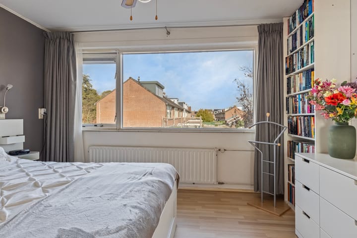 Photo 28 of Albert Schweitzerstraat 32