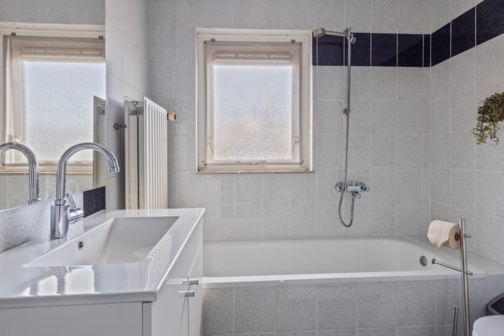 Photo 35 of Albert Schweitzerstraat 32