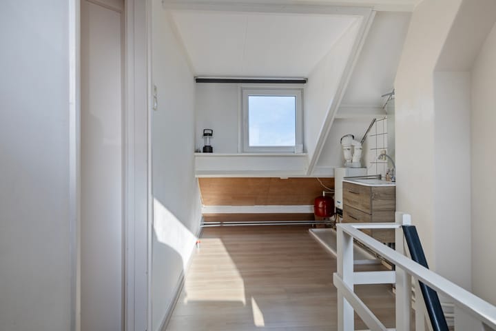 Photo 40 of Albert Schweitzerstraat 32