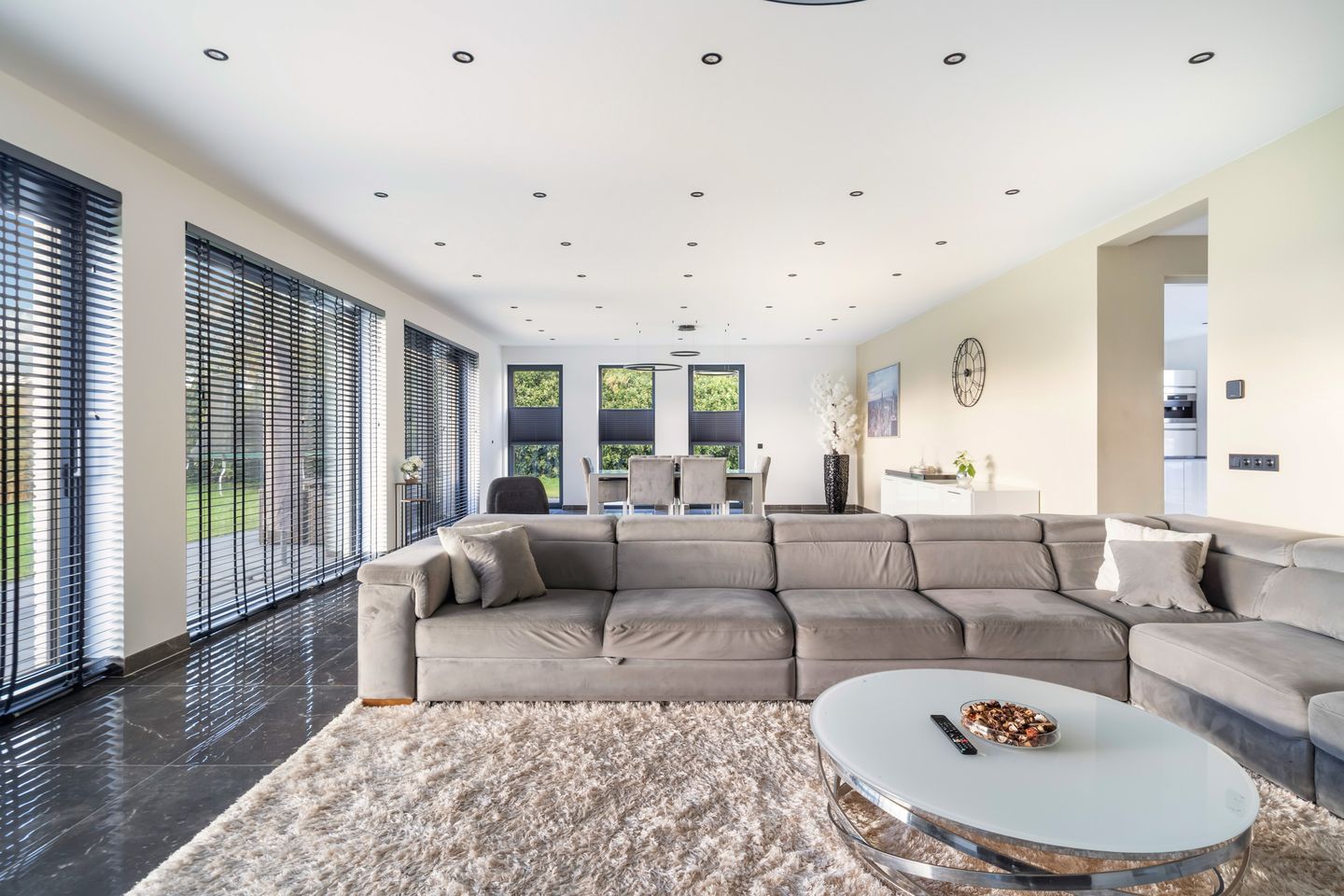 Foto 20 van Casembrootlaan 5-C