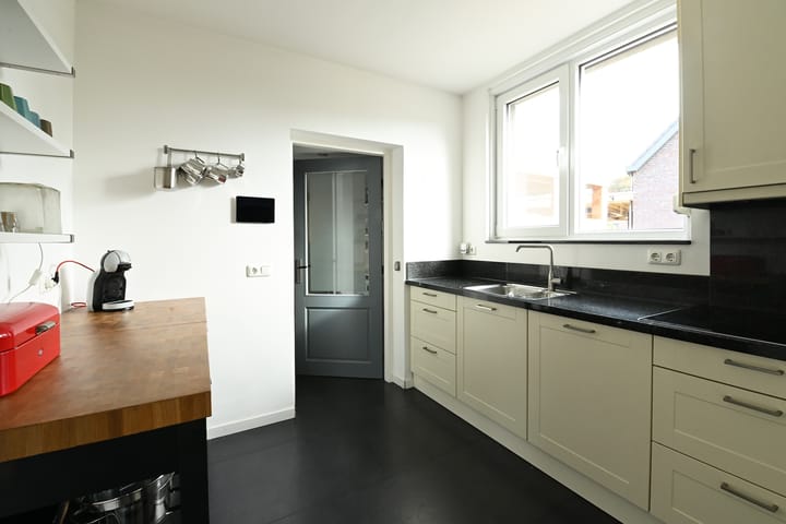 Foto 12 van Abelenstraat 22