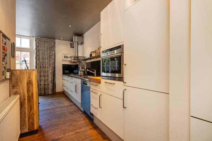 Photo 12 of Versterstraat 10