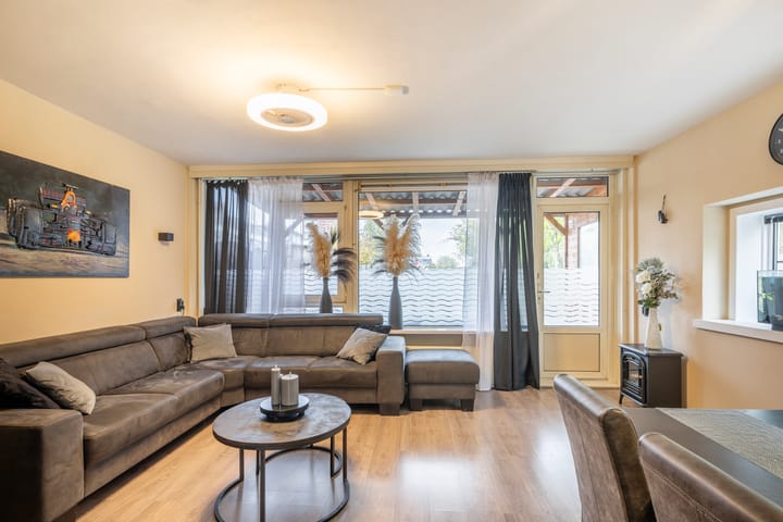 Foto 11 van Eline Verestraat 80