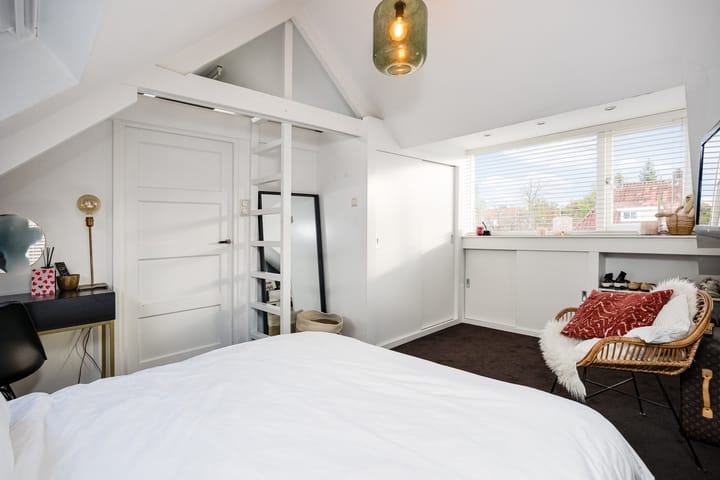 Photo 24 of Versterstraat 10