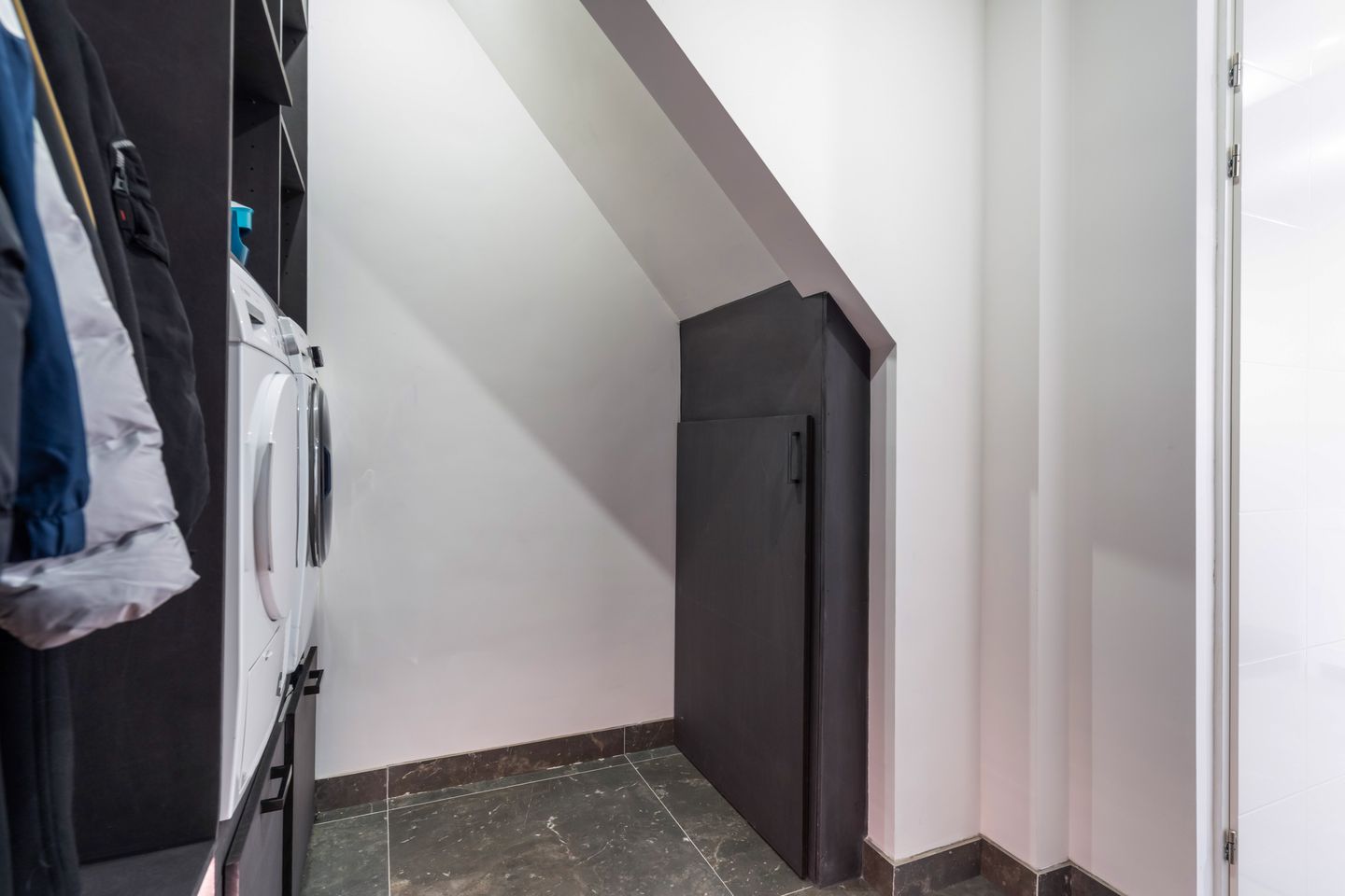 Foto 79 van Casembrootlaan 5-C