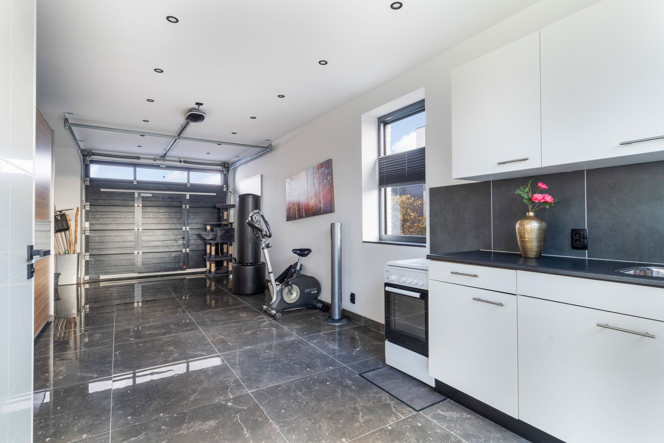 Foto 84 van Casembrootlaan 5-C