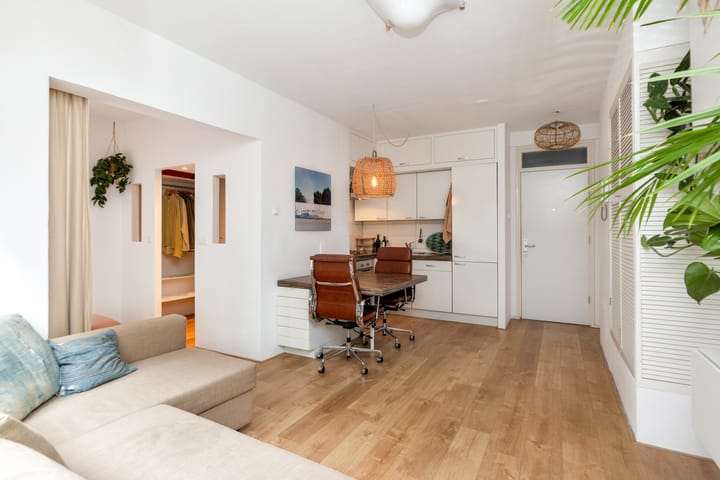 Photo 4 of Van Nijenrodeweg 657