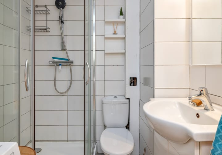 Photo 23 of Van Nijenrodeweg 657