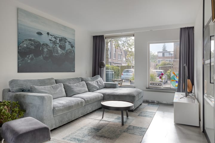 Photo 12 of Christinastraat 6