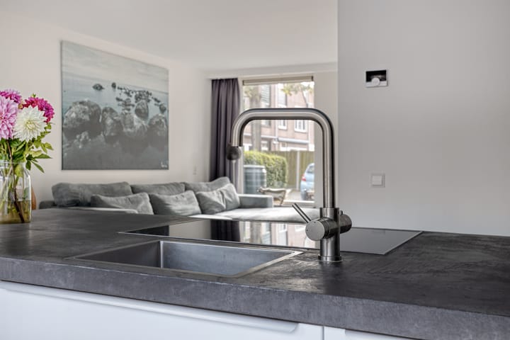 Photo 18 of Christinastraat 6