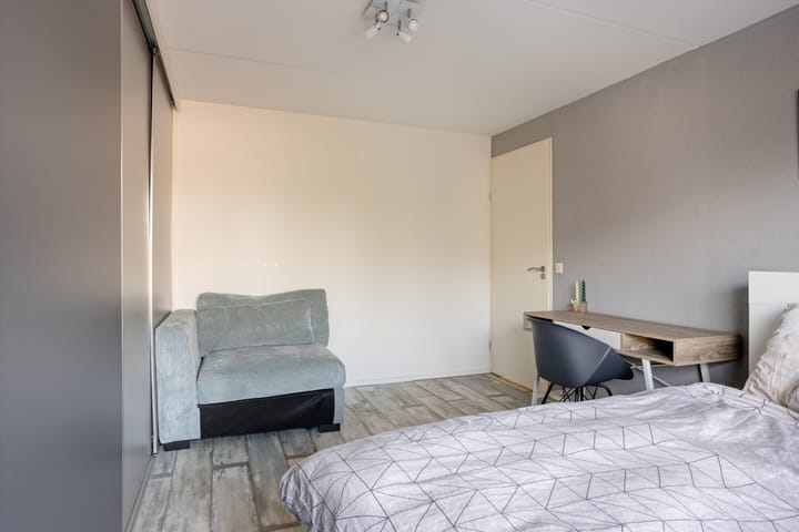 Photo 27 of Christinastraat 6