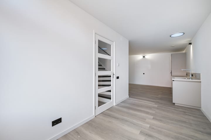 Foto 10 van Sluisplein 9