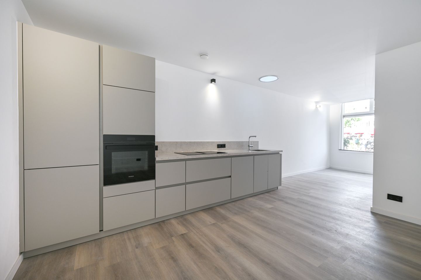 Foto 14 van Sluisplein 9