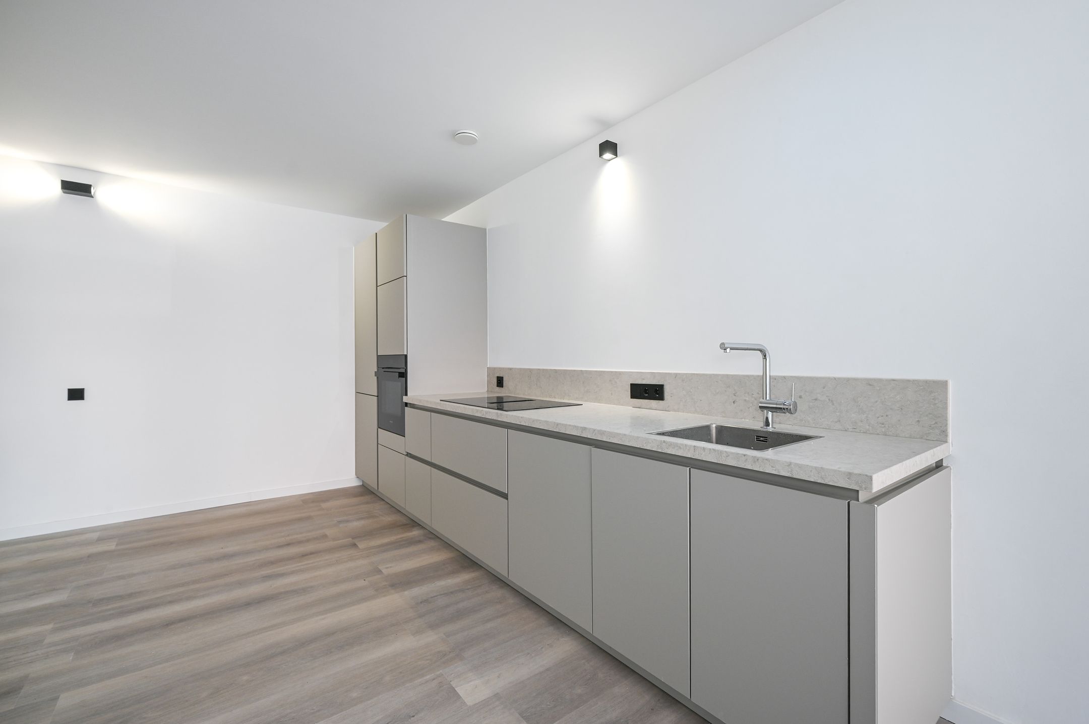 Foto 15 van Sluisplein 9