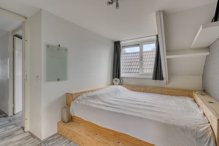 Photo 37 of Christinastraat 6