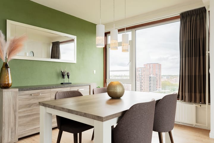 Foto 10 van Maassluisstraat 564