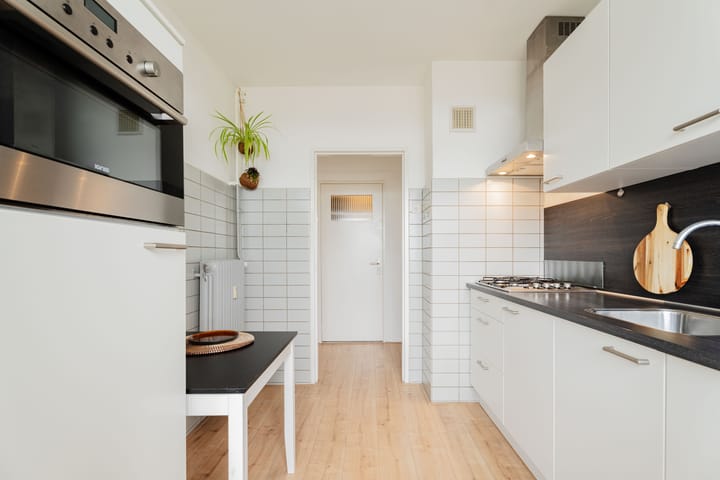 Foto 13 van Maassluisstraat 564