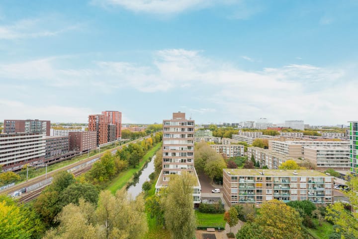 Foto 27 van Maassluisstraat 564