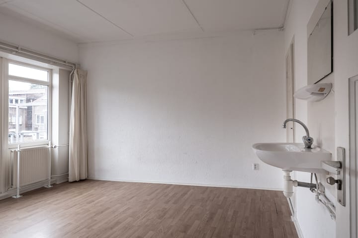 Foto 14 van Amandelstraat 43